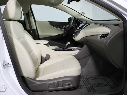 Used 2024 Chevrolet Malibu LT image 23