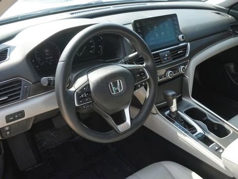 Used 2018 Honda Accord EX-L image 18