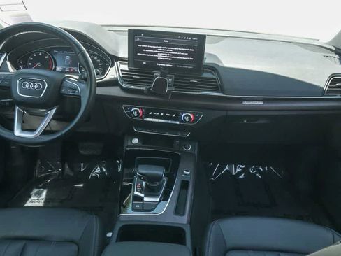 Used 2021 Audi Q5 2.0T Premium w/ Convenience Package AWD/4WD image 12