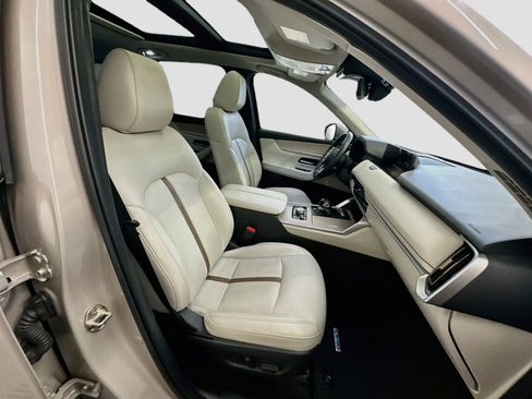Used 2024 MAZDA CX-90 Plug-In Hybrid w/ Premium Plus AWD/4WD image 35