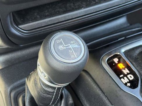 Used 2024 Jeep Wrangler Unlimited Sahara w/ Safety Group image 20