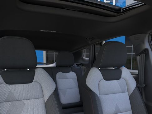 New 2026 Chevrolet Trax RS w/ Sunroof Package FWD image 48
