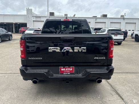 Used 2025 RAM 1500 Laramie w/ Sport Appearance Package AWD/4WD image 11