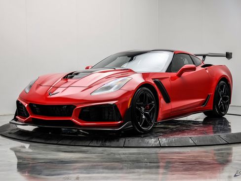 Used 2019 Chevrolet Corvette ZR1 image 8