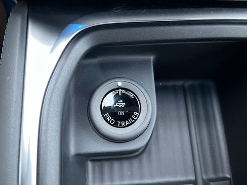 New 2026 Ford Expedition Active image 42