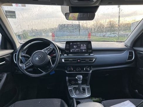 Used 2021 Kia Seltos S image 5