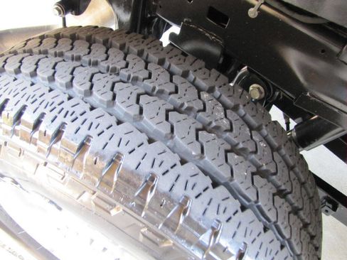 Used 2024 RAM 2500 Laramie image 30