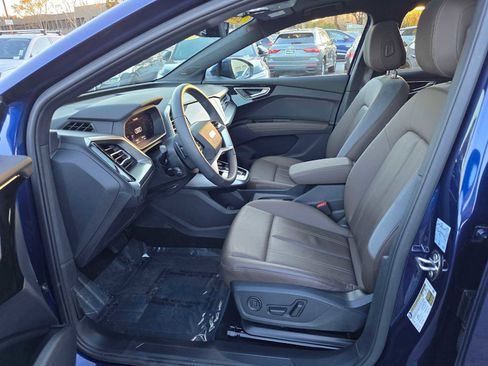 Used 2025 Audi Q4 e-tron Premium Plus w/ Premium Plus image 20