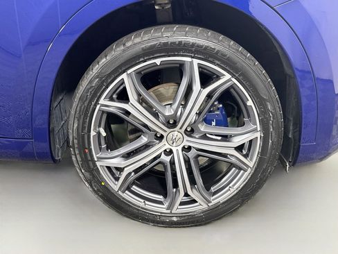 Used 2022 Maserati Levante GT AWD/4WD image 32
