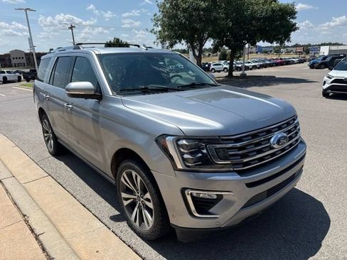 Used 2021 Ford Expedition Limited AWD/4WD image 2