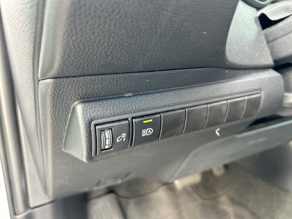 Used 2023 Toyota Corolla SE FWD image 13