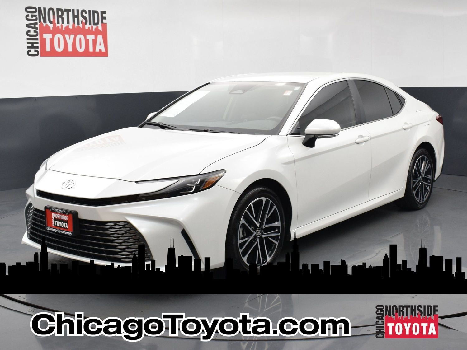 Used 2026 Toyota Camry XLE FWD image 1