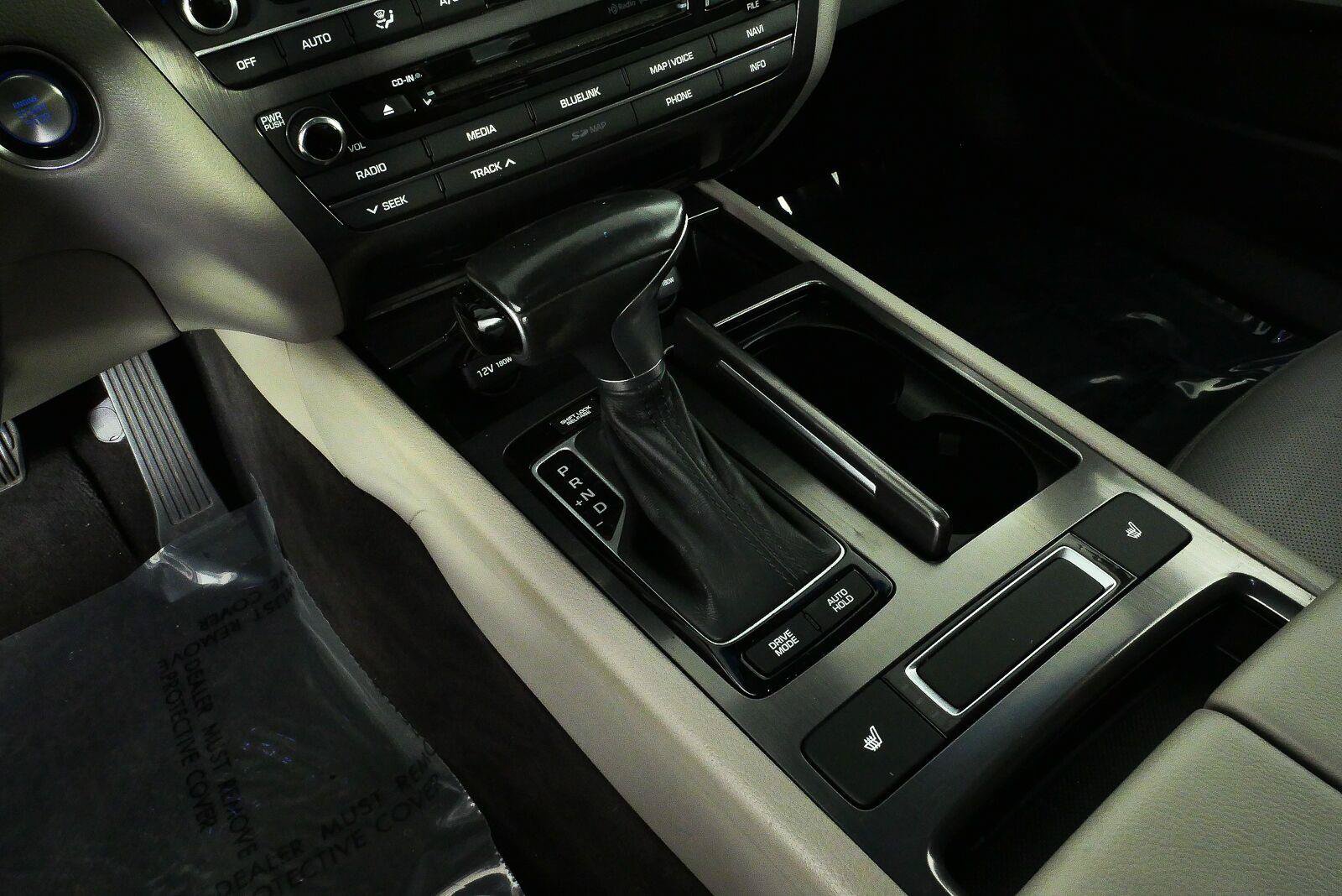 Used 2018 Genesis G80 3.8 RWD image 15