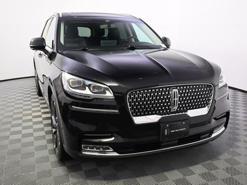 Used 2023 Lincoln Aviator Reserve w/ Equipment Group 201A AWD/4WD image 9