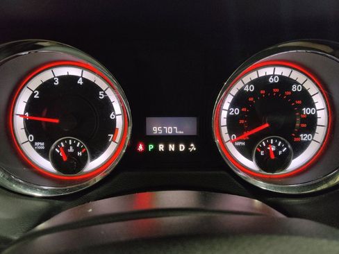 Used 2016 Dodge Grand Caravan American Value Package image 23