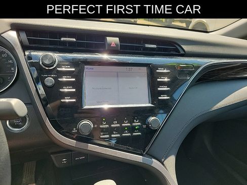 Used 2019 Toyota Camry LE w/ Convenience Package FWD image 21