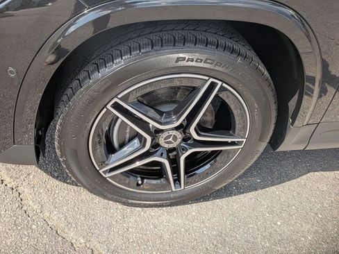 Used 2025 Mercedes-Benz GLA 250 4MATIC image 8