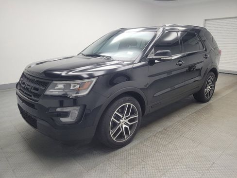 Used 2016 Ford Explorer Sport w/ Equipment Group 401A AWD/4WD image 2