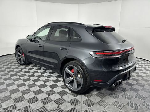 Certified 2025 Porsche Macan S image 3
