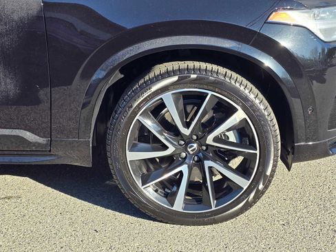 Certified 2023 Volvo XC90 T8 Ultimate image 9