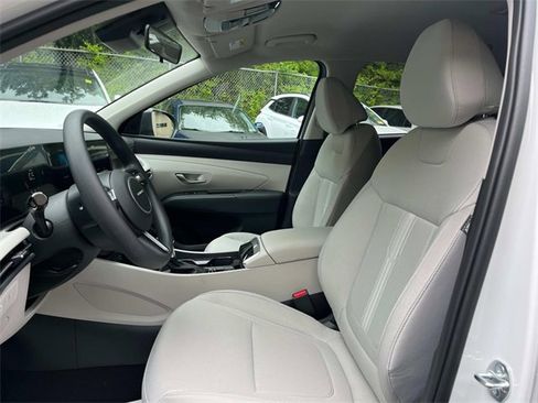 New 2025 Hyundai Tucson SEL image 6