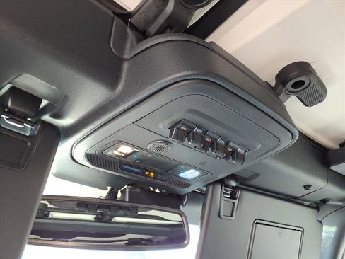 New 2025 Ford Bronco Raptor image 18