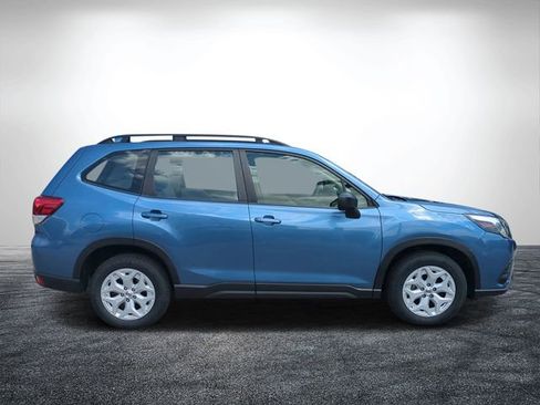 Used 2022 Subaru Forester AWD/4WD image 2
