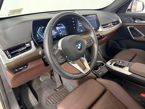 Used 2025 BMW X1 xDrive28i w/ Convenience Package AWD/4WD image 20