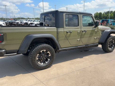 Used 2026 Jeep Gladiator Rubicon AWD/4WD image 9