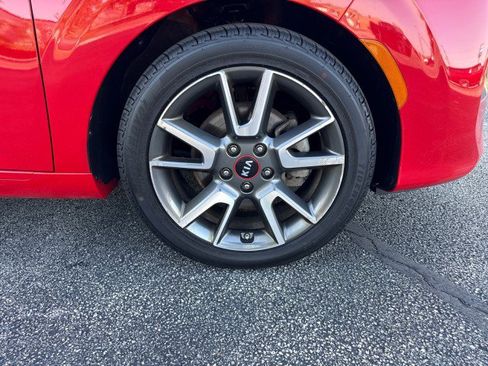 Used 2020 Kia Soul GT-Line Turbo FWD image 9