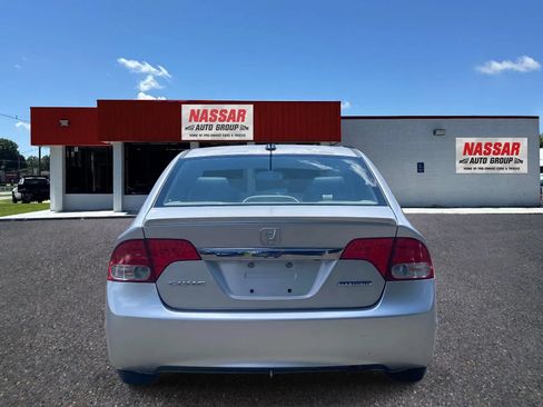 Used 2010 Honda Civic Hybrid Sedan image 5