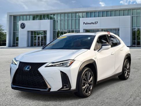 Used 2021 Lexus UX 200 F Sport w/ Accessory Package (Z1) FWD image 3
