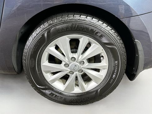 Used 2016 Kia Sedona LX w/ LX Essentials Premium Package image 30