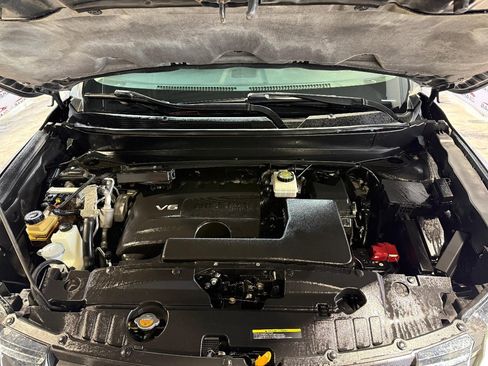 Used 2019 Nissan Pathfinder SV image 53