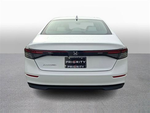 Used 2024 Honda Accord LX image 5
