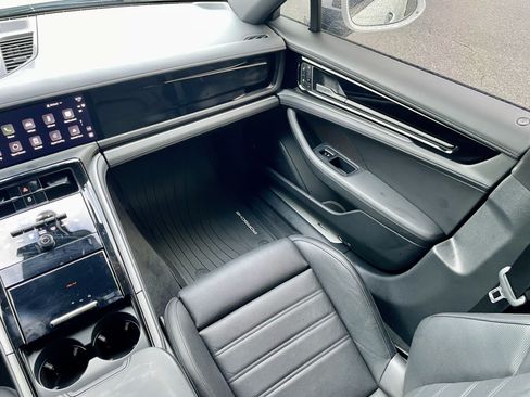 Used 2024 Porsche Panamera 4 AWD/4WD image 18