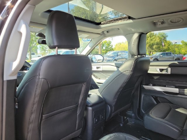 Certified 2023 Ford Explorer XLT w/ Equipment Group 202A AWD/4WD image 29
