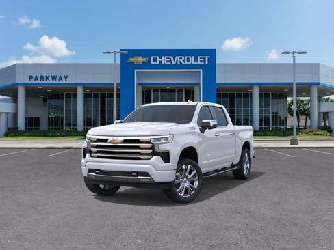 New 2026 Chevrolet Silverado 1500 High Country w/ High Country Premium Package AWD/4WD image 8