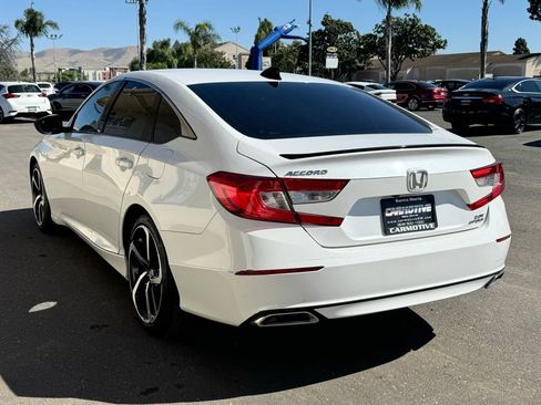 Used 2021 Honda Accord Sport image 6