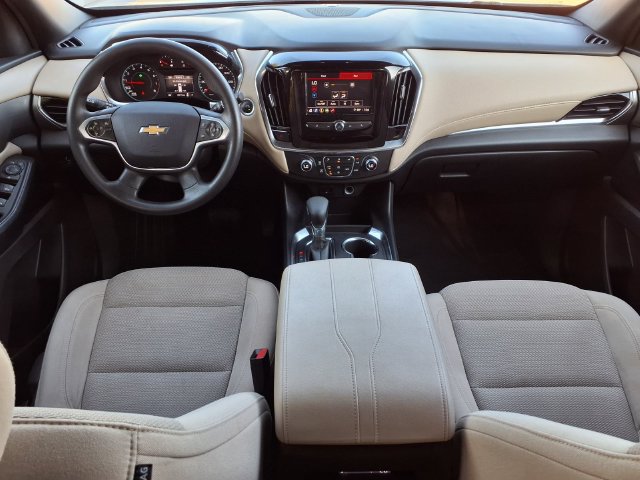 Used 2023 Chevrolet Traverse LS FWD image 8