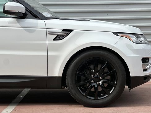 Used 2017 Land Rover Range Rover Sport HSE image 35