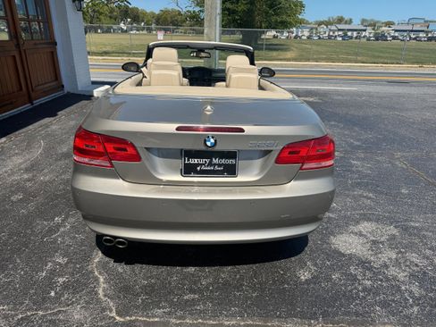 Used 2007 BMW 328i Convertible RWD image 11
