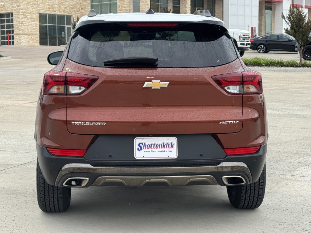 Used 2021 Chevrolet TrailBlazer ACTIV w/ Convenience Package FWD image 5
