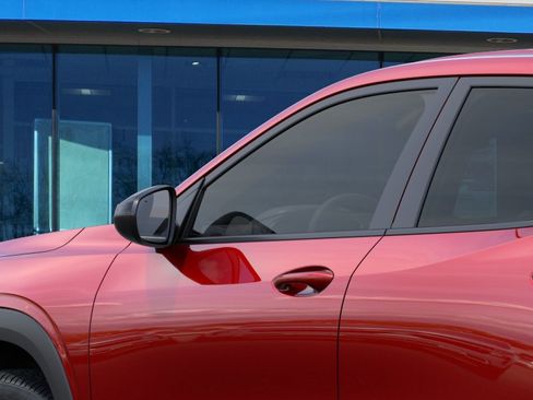 New 2026 Chevrolet Trax RS w/ Sunroof Package FWD image 12