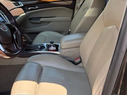 Used 2014 Cadillac SRX Luxury w/ Driver Awareness Package AWD/4WD image 9