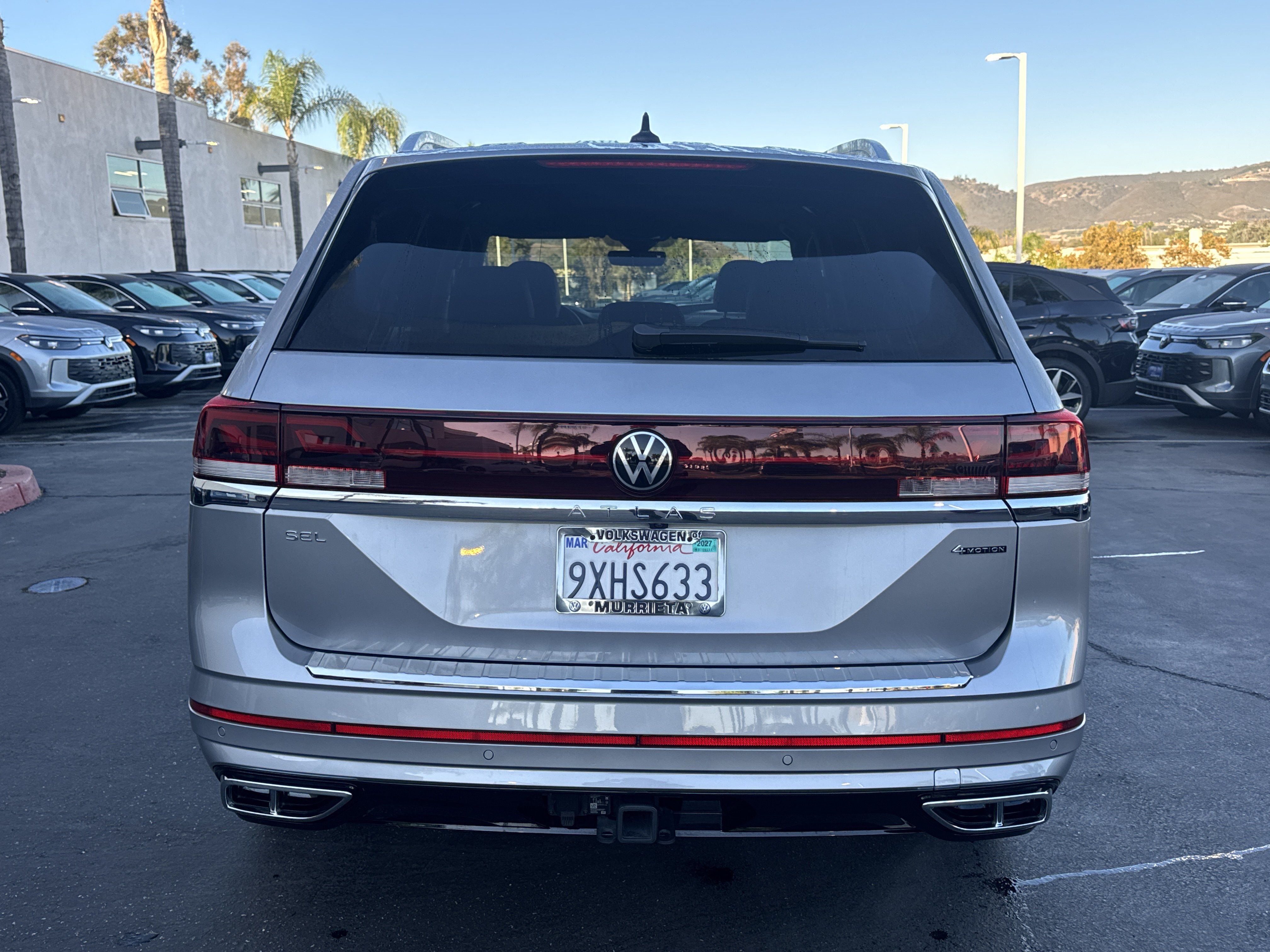 Used 2025 Volkswagen Atlas SEL Premium R-Line AWD/4WD image 8