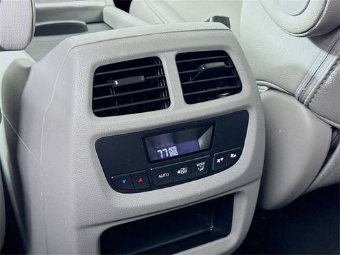 Used 2018 Honda Pilot EX-L image 33