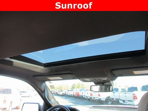 Used 2024 GMC Sierra 1500 SLT w/ SLT Premium Plus Package image 15