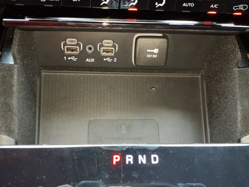 Used 2021 Jeep Grand Cherokee L Laredo w/ Luxury Tech Group I AWD/4WD image 20