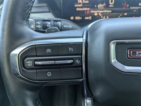 Used 2024 GMC Acadia Elevation image 19